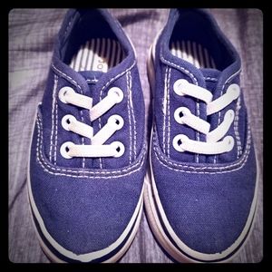 Old Navy Toddler Size 6 Boat Shoes